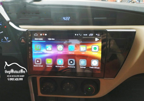 lap-man-hinh-cho-toyota-altis