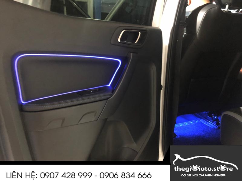 Đen led nội thất