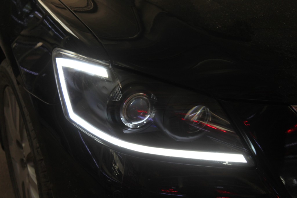 Đèn mí led đẹp xe camry
