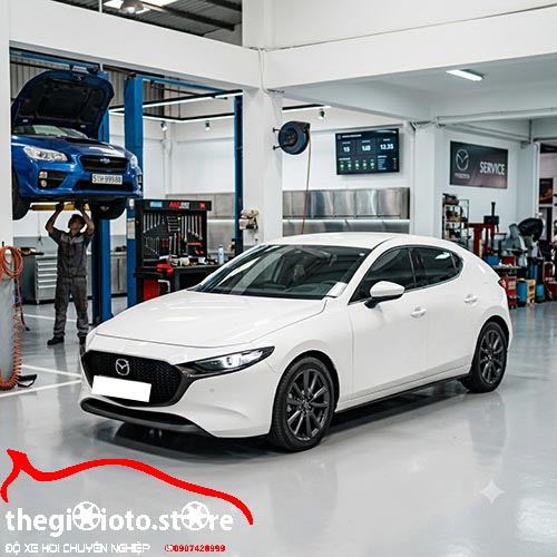 do-man-hinh-lien-cam-360-mazda3