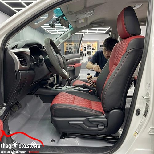 thi-cong-boc-ghe-da-hilux-hai-phong