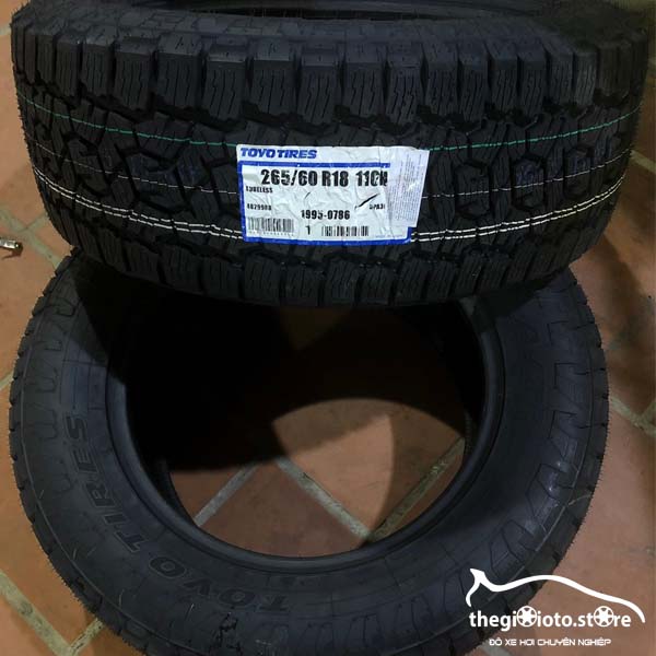 Lốp Toyo 265/60 r18 thay xe Ford Ranger