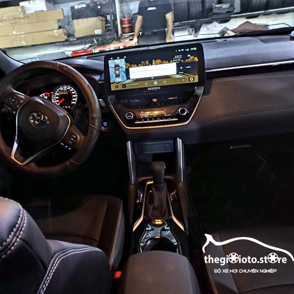 Màn hình liền cam 360 hãng Zestech cho xe Toyota Cross