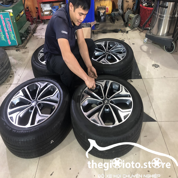 Độ mâm xe Santafe cho xe của bạn siêu ấn tượng!