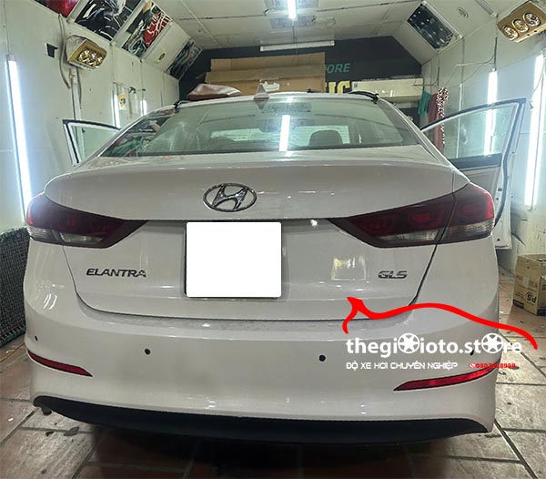 Dán phim cách nhiệt cho xe Accent