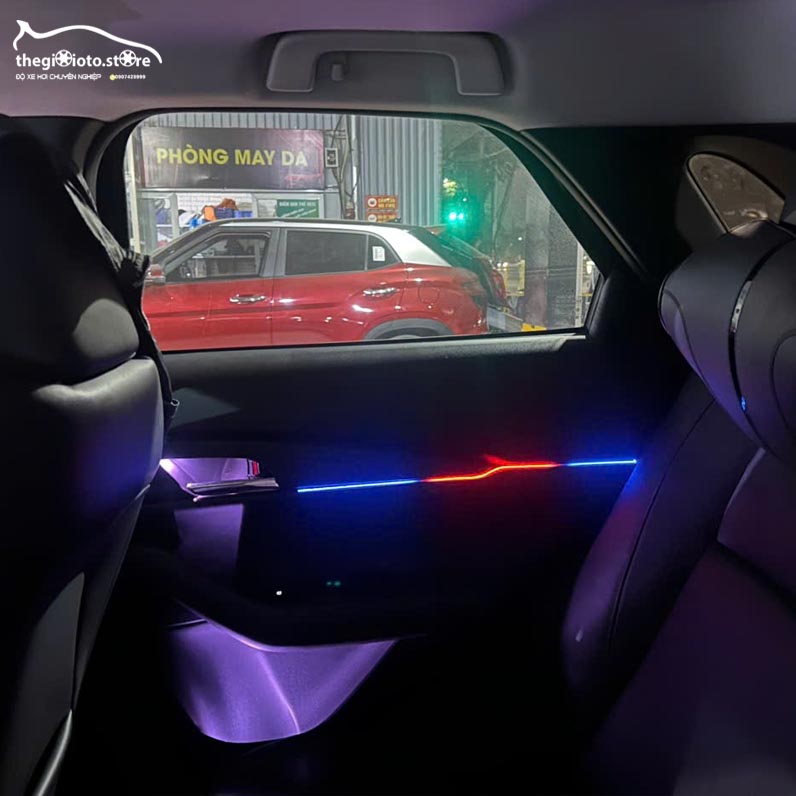 Thay Đèn LED Nội Thất Cho Mazda CX-30
