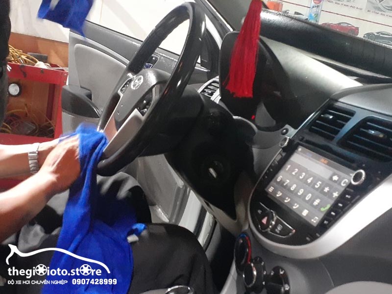 Dọn nội thất xe Hyundai Accent