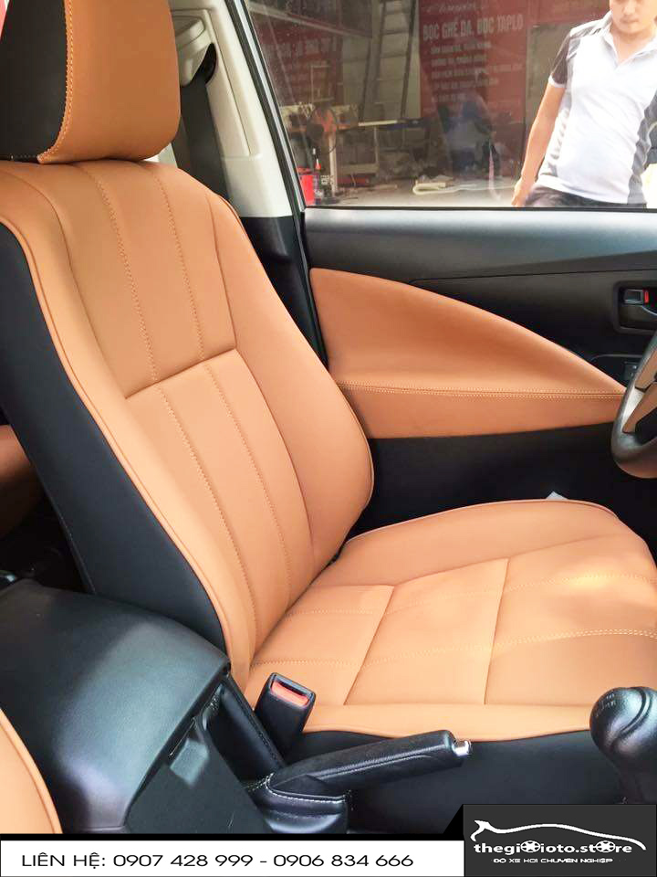 May ghế Da cho xe Toyota Innova