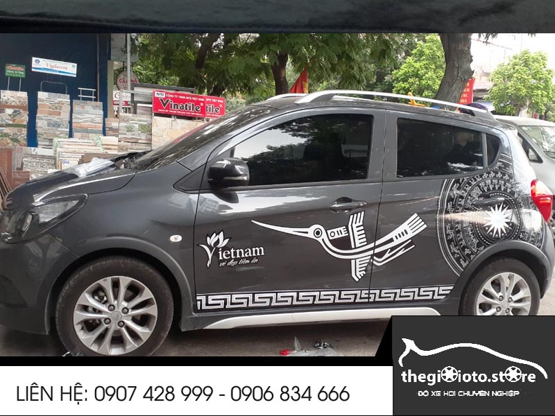 Dán xe Vinfast-Decal Lạc Hồng-Trống đồng
