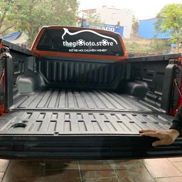 Lắp lót thùng cho xe Ranger 2023