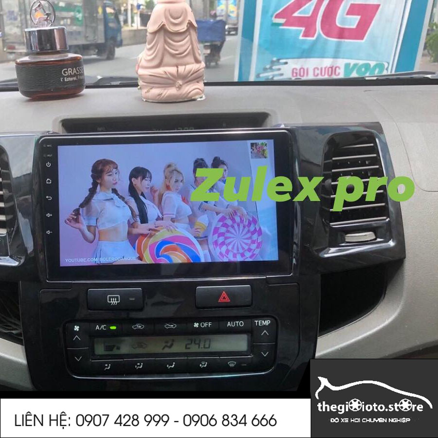 Lắp màn hình Zulex cho xe Fortuner