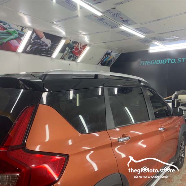 Dán decal nóc màu đen cho xe Suzuki XL7