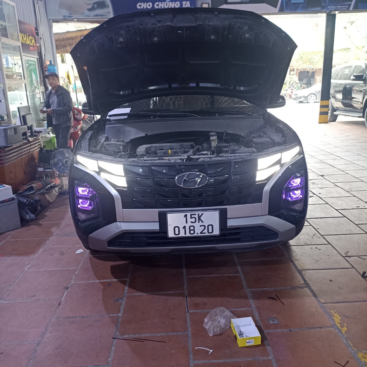 Độ đèn led A6 cho xe Santafe tại Hải Phòng