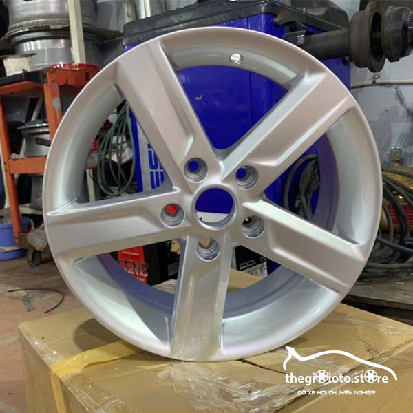 Độ lazang 16 inch cho xe Camry