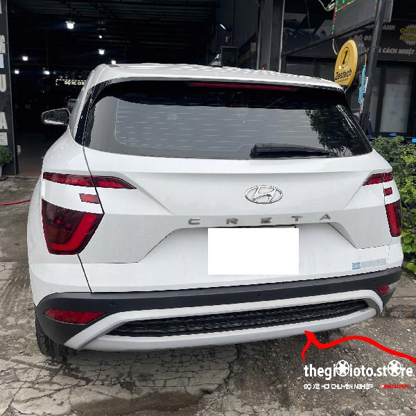 Lắp camera hành trình Vietmap cho Creta