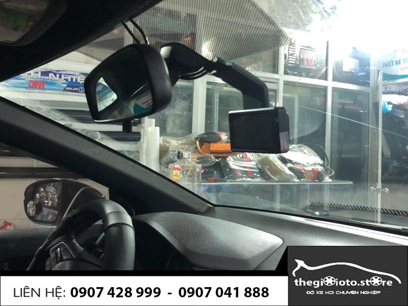 Lắp camera hành trình cho xe Honda City