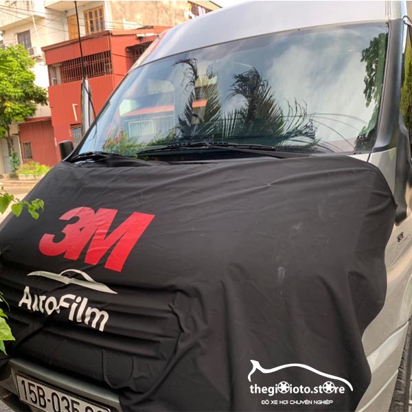 Dán phim cách nhiệt 3m cho xe Ford Transit