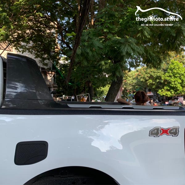 Lắp thanh thể thao Wildtrak cho xe Ranger