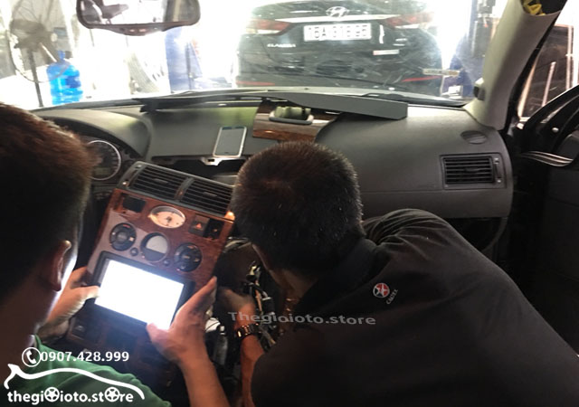 Màn hình Android xe Ford Ranger