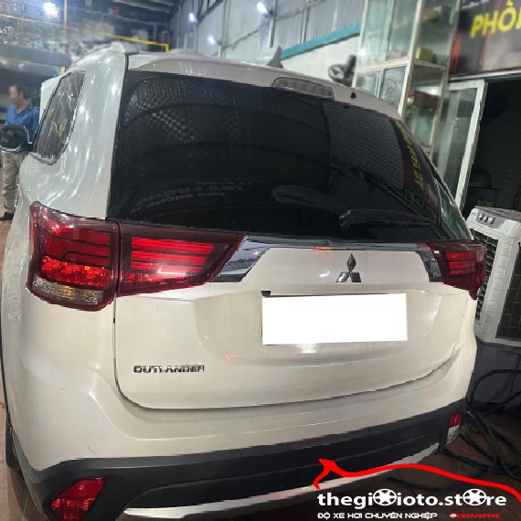 Sửa điều hòa và thay lốc lạnh cho xe Outlander