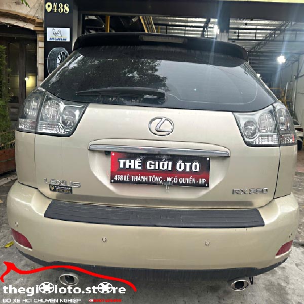 Thay giàn lạnh cho xe Lexus