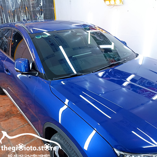 Dán phim cách nhiệt 3M cho xe VF8